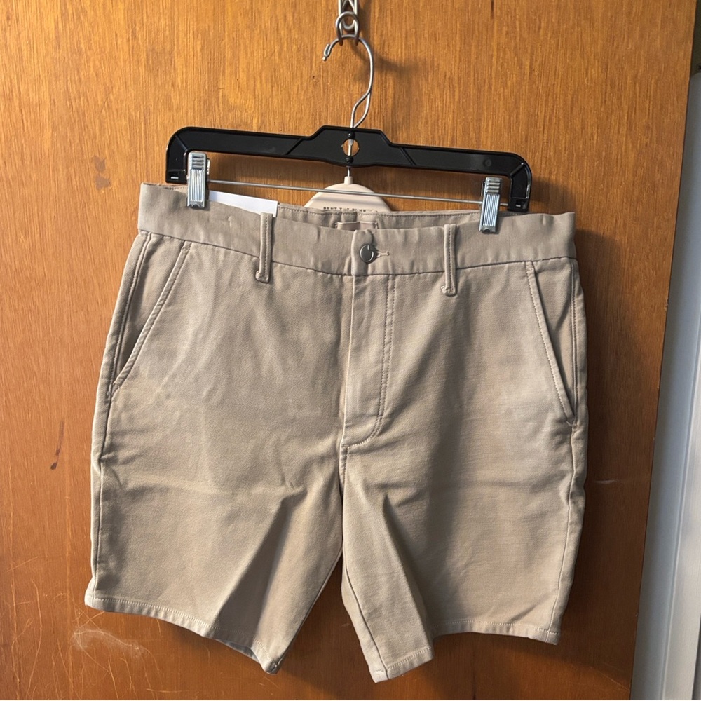 Joe's Jeans Men's Khaki Kinetic Soft Shorts - NWT
